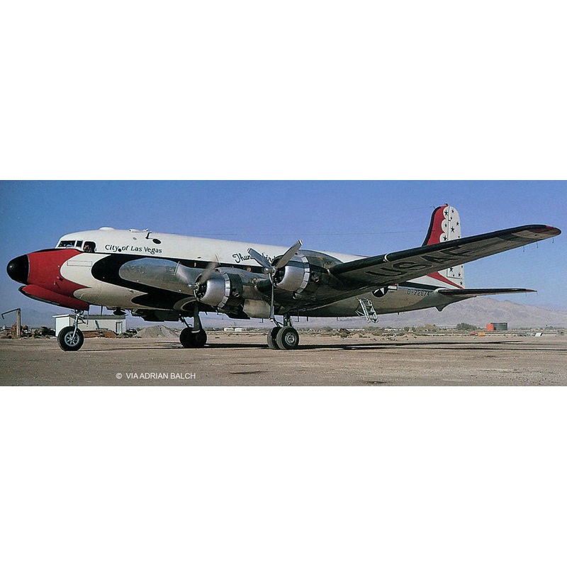 Revell 03920 1/72 C-54D Thunderbirds Platinum Edition