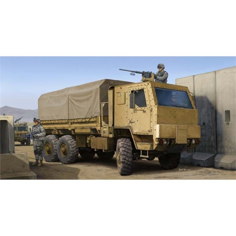 Trumpeter 01008 1/35 M1083 MTV (Armored Cab)