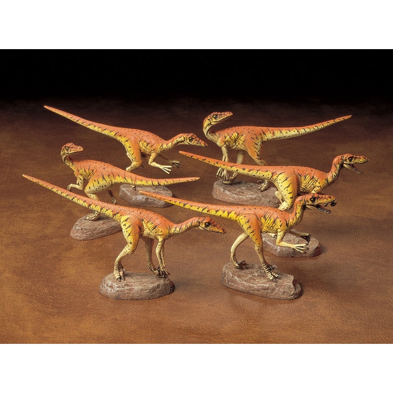 Tamiya 60105 Velociraptors Pack of Six