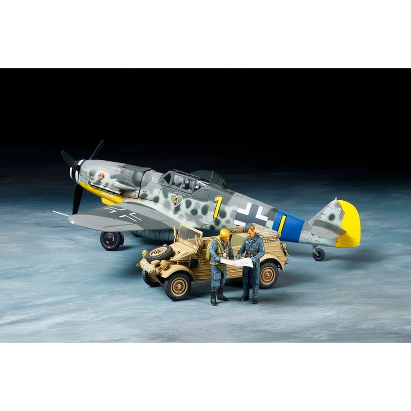 Tamiya 25204 1/48 Messerschmitt Bf109 G-6 and Kubelwagen