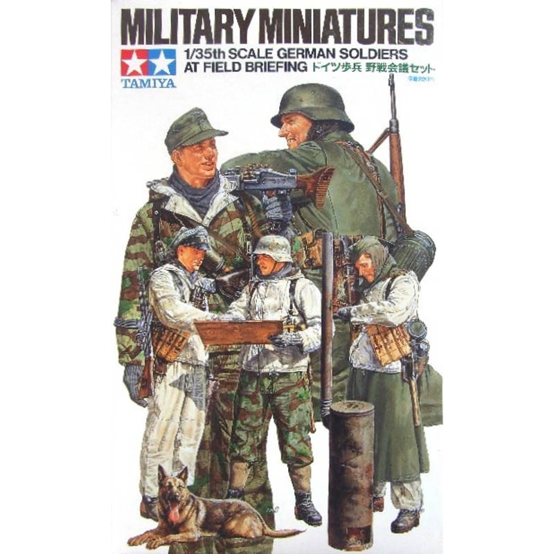 Tamiya 35212 1/35 German Soldiers at Field Briefing