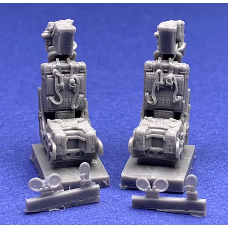 PHASE HANGAR 48077 1/48 Martin Baker GRU-7 Ejection Seats with Safety Harnesses (2)
