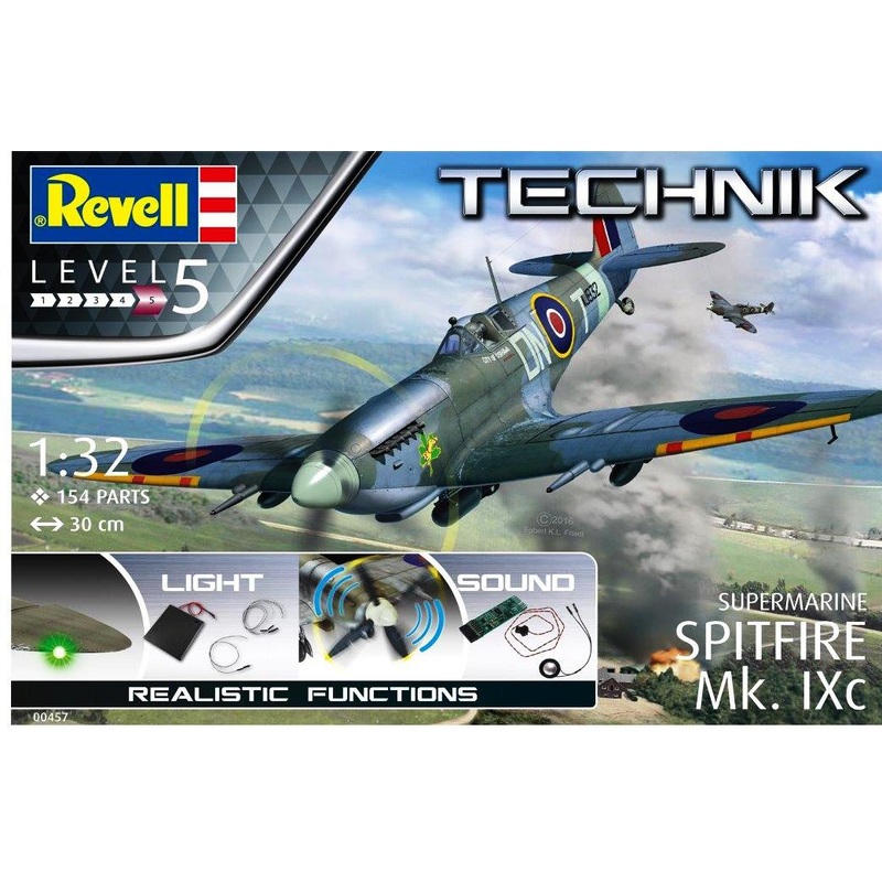 Revell 00457 1/32 Supermarine Spitfire Mk.IXc with light and sound
