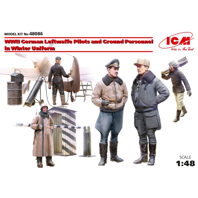 ICM 48086 1/48 WWII German Luftwaffe Pilots and Ground Personnel (Winter Uniform)