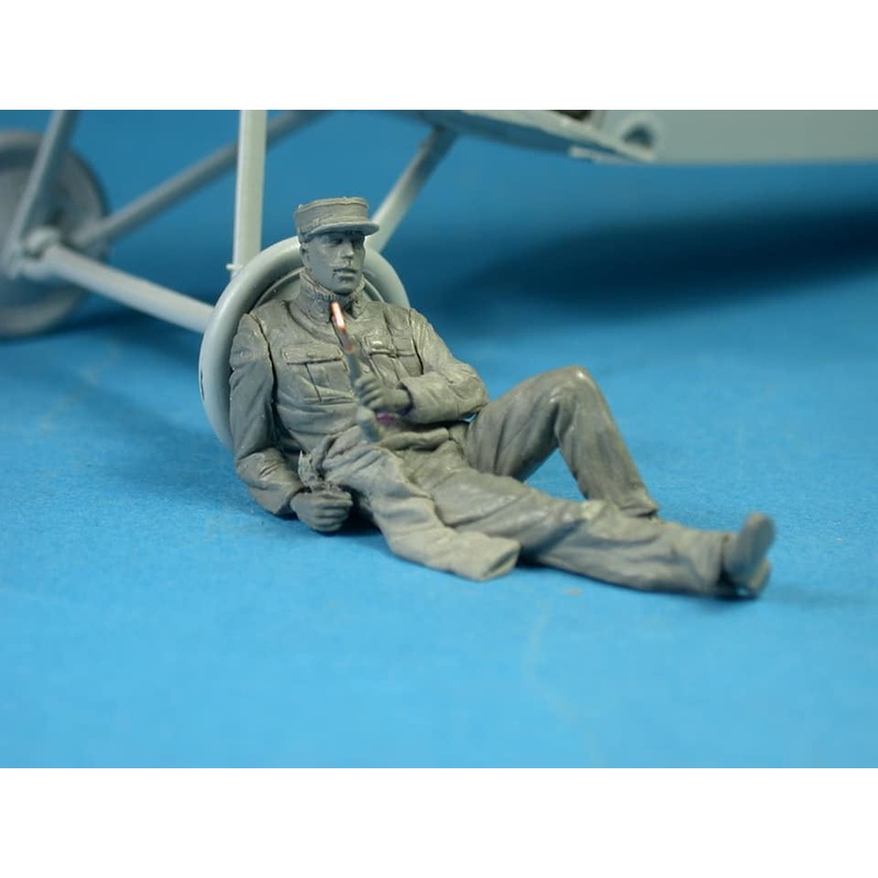 Copper State Models F32049 1/32 French Airman Smoking Pipe