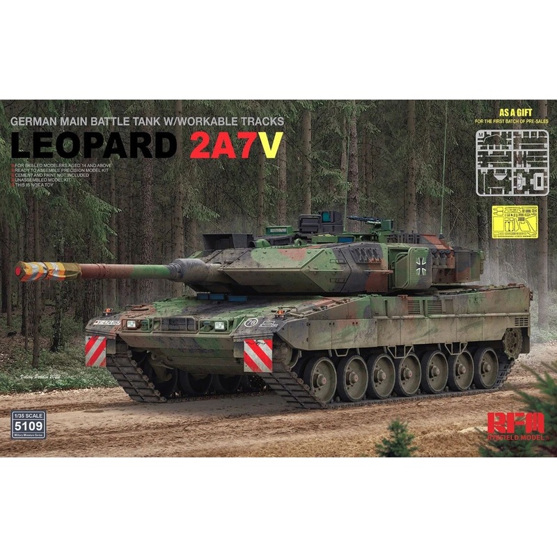 Rye Field Model 5109 1/35 Leopard 2A7V w/ workable tracks