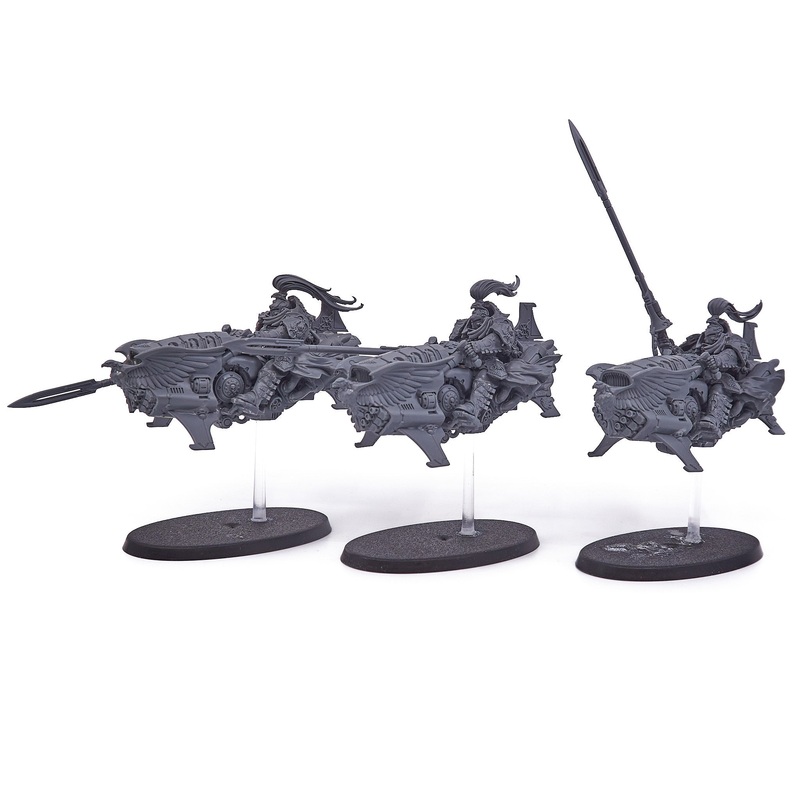 Adeptus Custodes - Vertus Praetors (12472-V) - Used