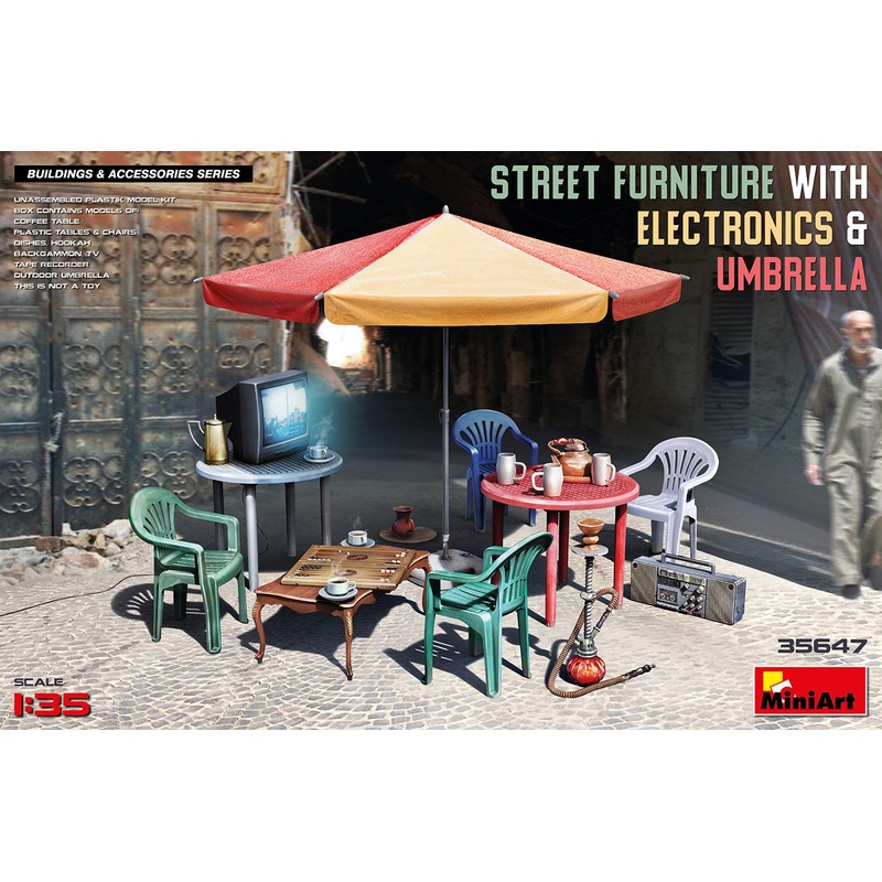MiniArt 35647 1/35 Street Furniture With Electronics & Umbrella
